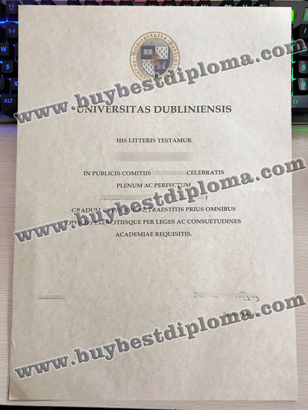 Universitas Dubliniensis degree, University of Dublin diploma,